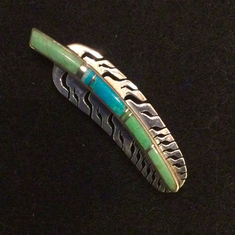 Supersmith Inc Native American Made Sterling Silver & stone Feather pin/pendant.